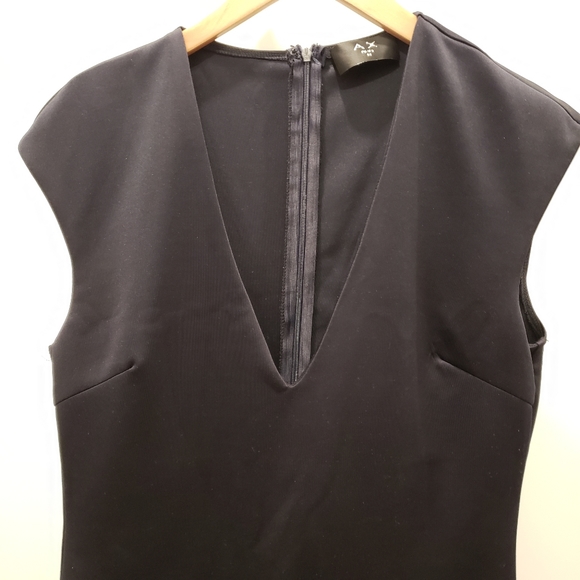 Tube dark blue dress - Picture 4 of 4